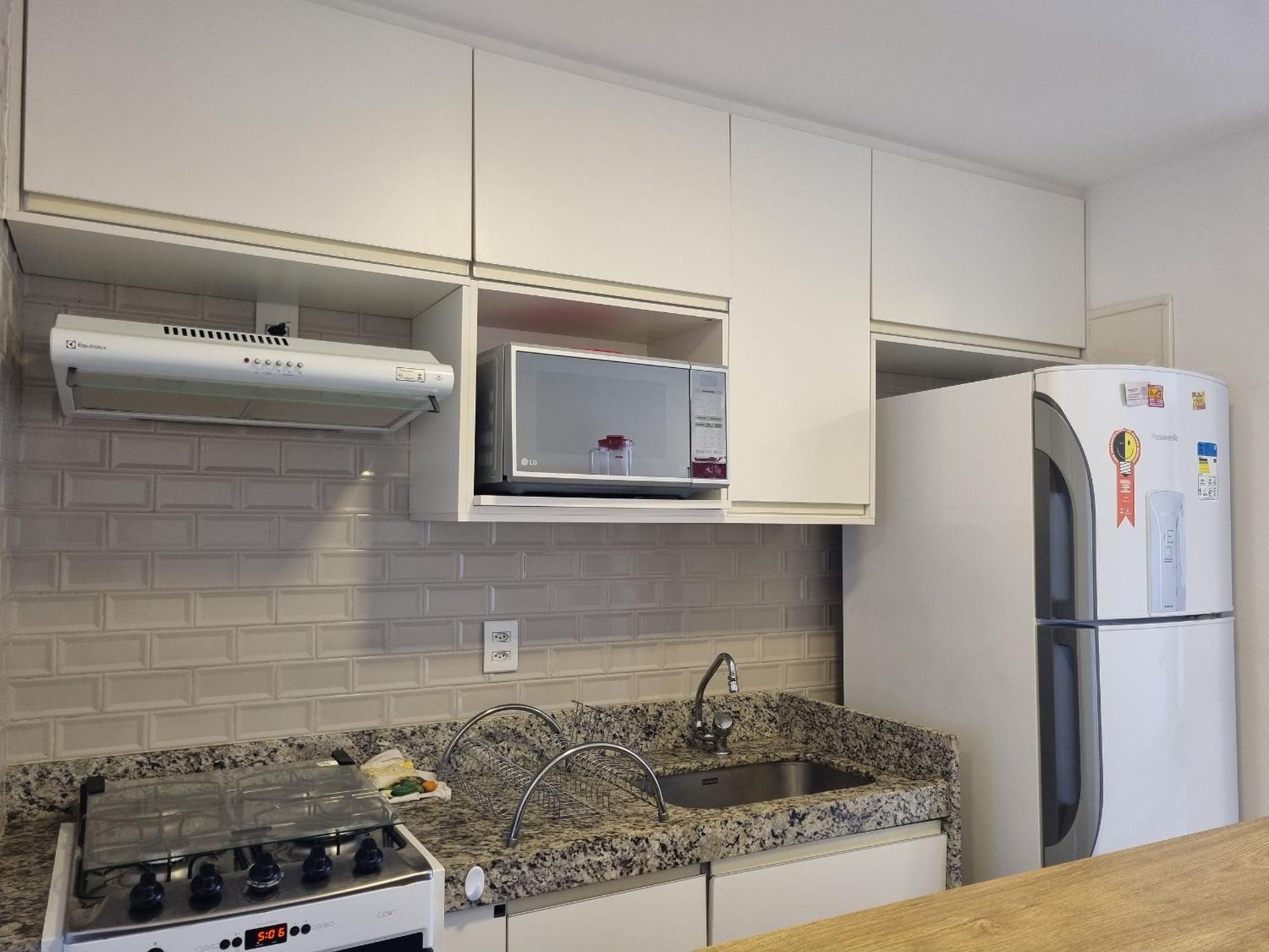 Cupe Living Por Brevelar